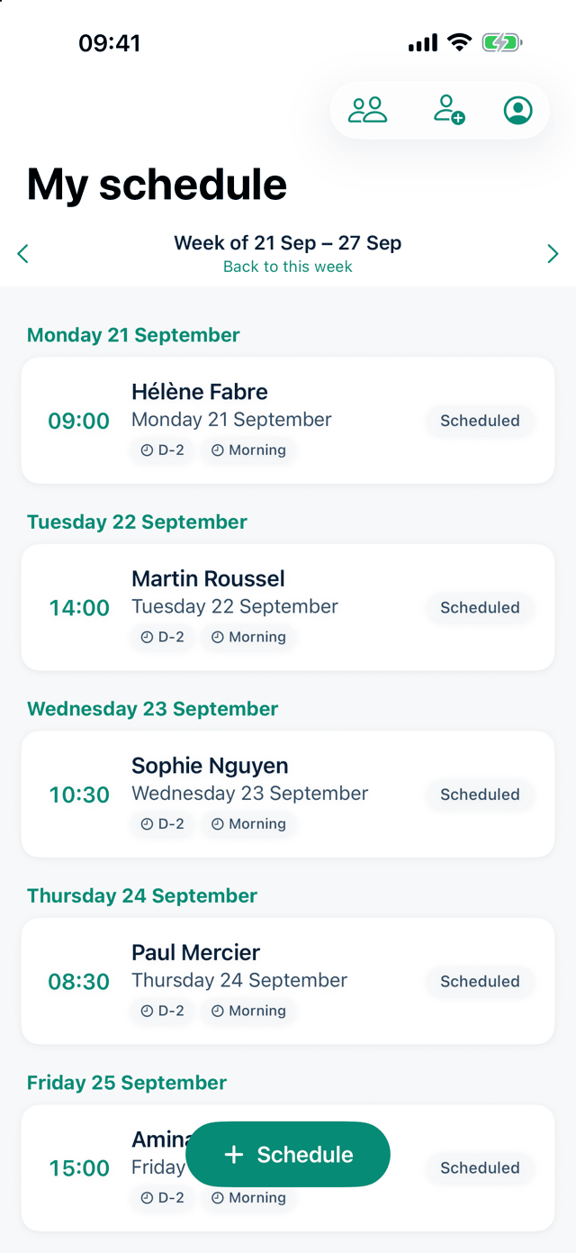 The "My schedule" screen on an iPhone: the appointments for the week of 21 to 27 September, grouped by day — Hélène Fabre on Monday at 09:00, Martin Roussel on Tuesday at 14:00, Sophie Nguyen on Wednesday at 10:30, Paul Mercier on Thursday at 08:30, Amina Diallo on Friday at 15:00 — each with its "Scheduled" status and the "D-2" and "Morning" reminder chips.